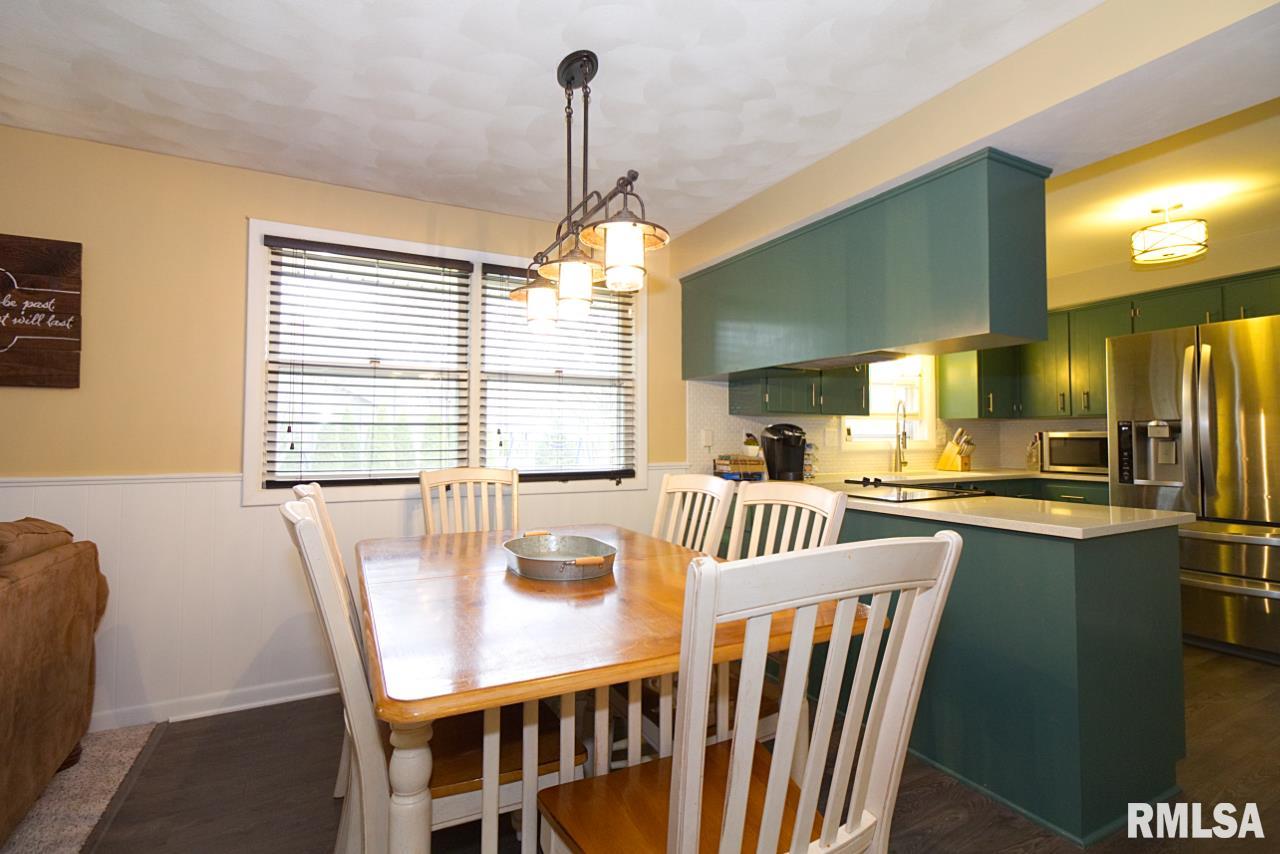 85 Forestview Road Morton, IL 61550 - Photo 10 of 36 Gallery Image 10