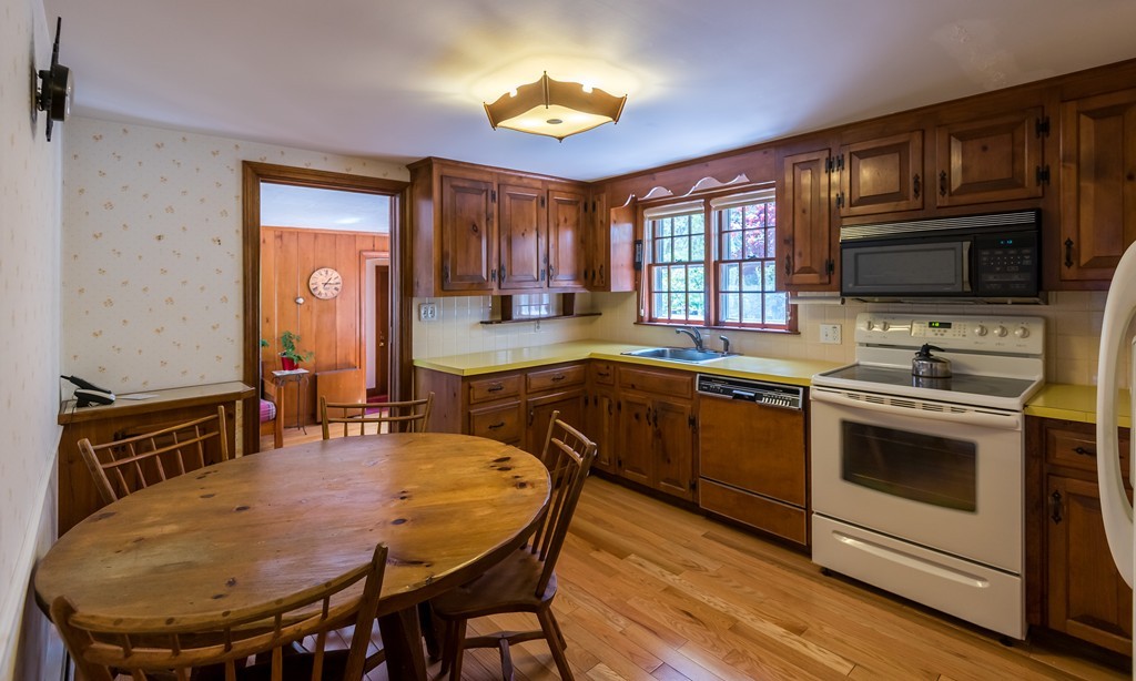 171 Boles Road Marshfield, MA 02050 - Photo 9 of 22 Gallery Image 9