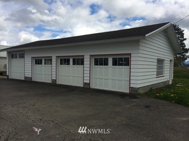 1324 Hampton Road Lynden, WA 98264 - Photo 8 of 9