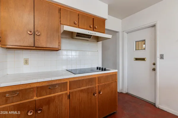 $2,500 | 1524 West Ocotillo Road, Phoenix, AZ 85015