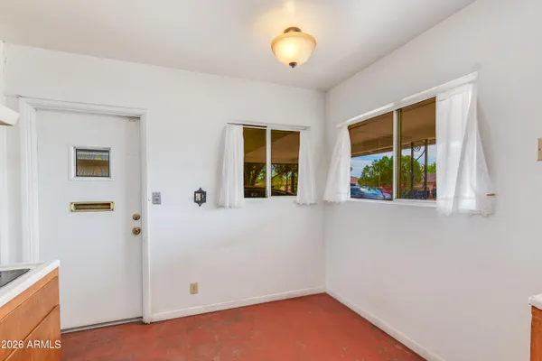$2,500 | 1524 West Ocotillo Road, Phoenix, AZ 85015