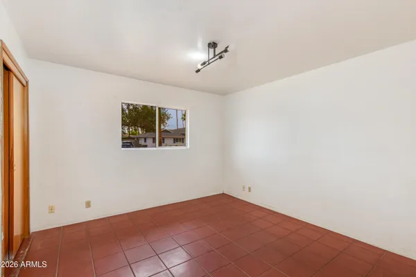 $2,500 | 1524 West Ocotillo Road, Phoenix, AZ 85015
