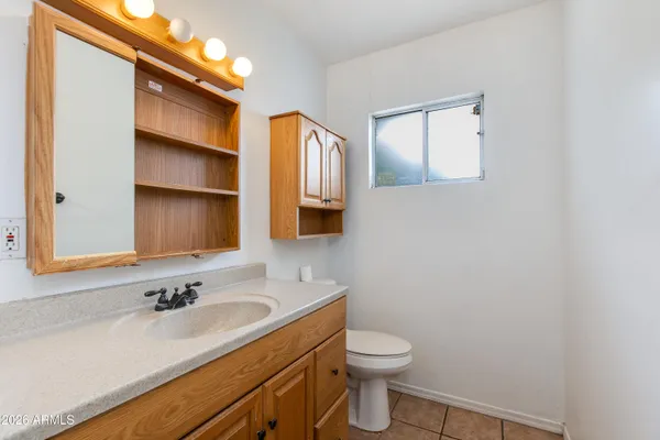 $2,500 | 1524 West Ocotillo Road, Phoenix, AZ 85015