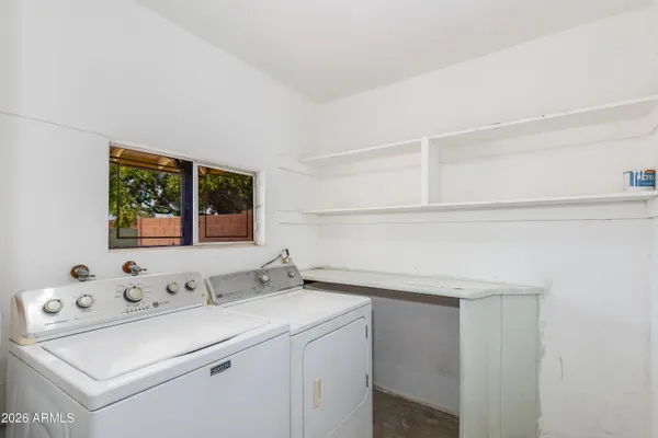 $2,500 | 1524 West Ocotillo Road, Phoenix, AZ 85015
