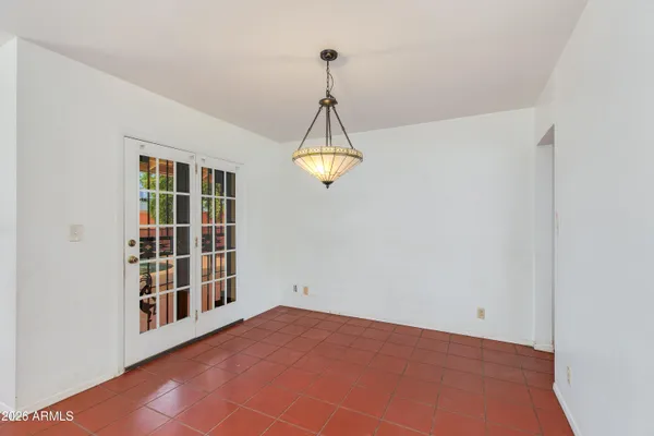 $2,500 | 1524 West Ocotillo Road, Phoenix, AZ 85015