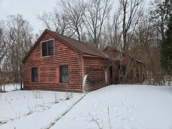 $130,000 | 18010 Highway 176, Union, IL 60180