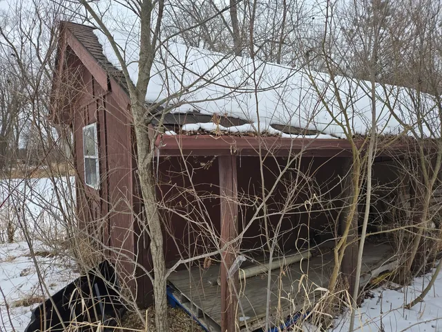 $99,900 | 18010 Highway 176, Union, IL 60180