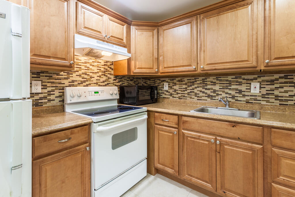 479 Normandy Lane Delray Beach, FL 33484 - Photo 14 of 31 Hunt-128