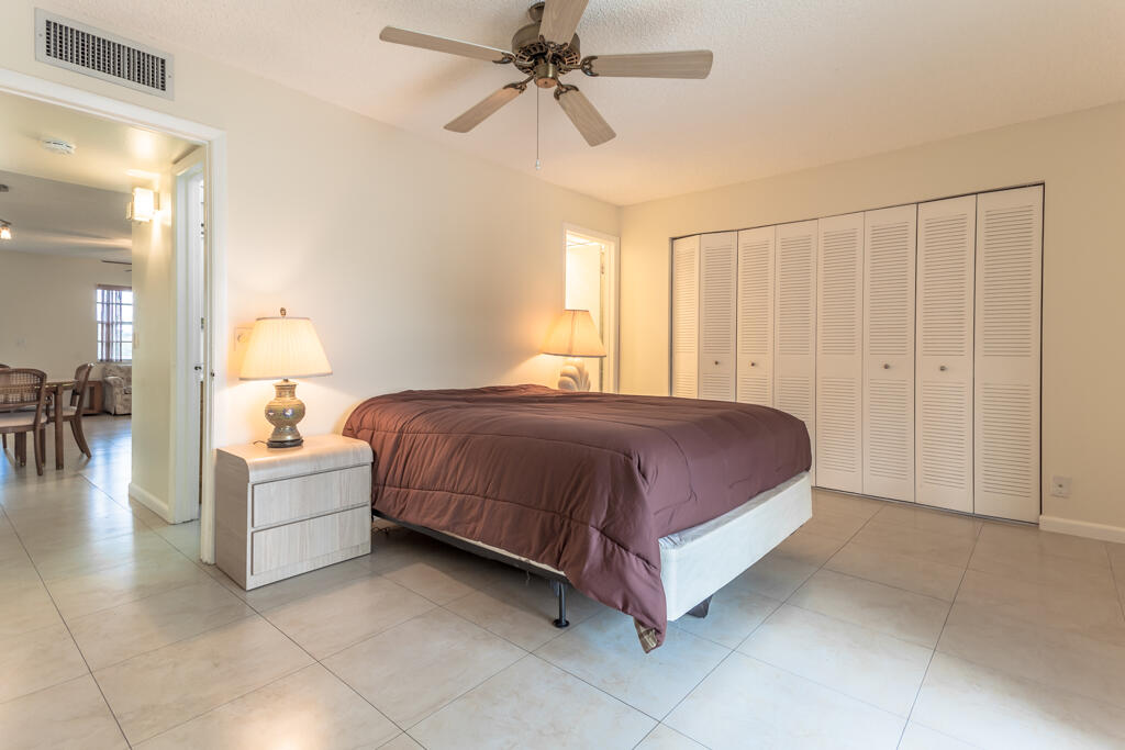 479 Normandy Lane Delray Beach, FL 33484 - Photo 16 of 31 Hunt-130