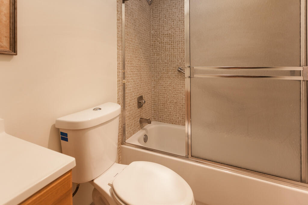 479 Normandy Lane Delray Beach, FL 33484 - Photo 21 of 31 Hunt-138