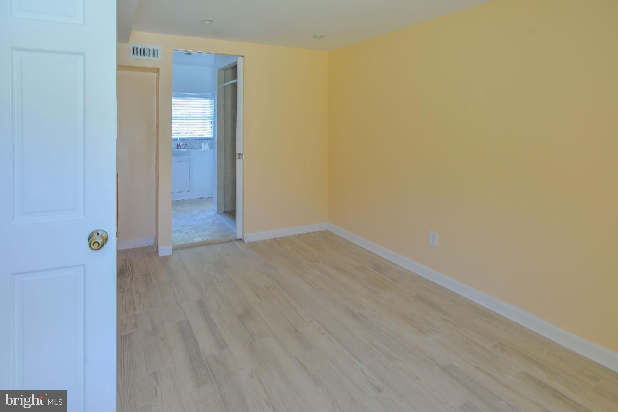 202 Fairhill Road Morton, PA 19070 - Photo 21 of 26 Main Floor Bedroom 4 / Office/ Bonus Room