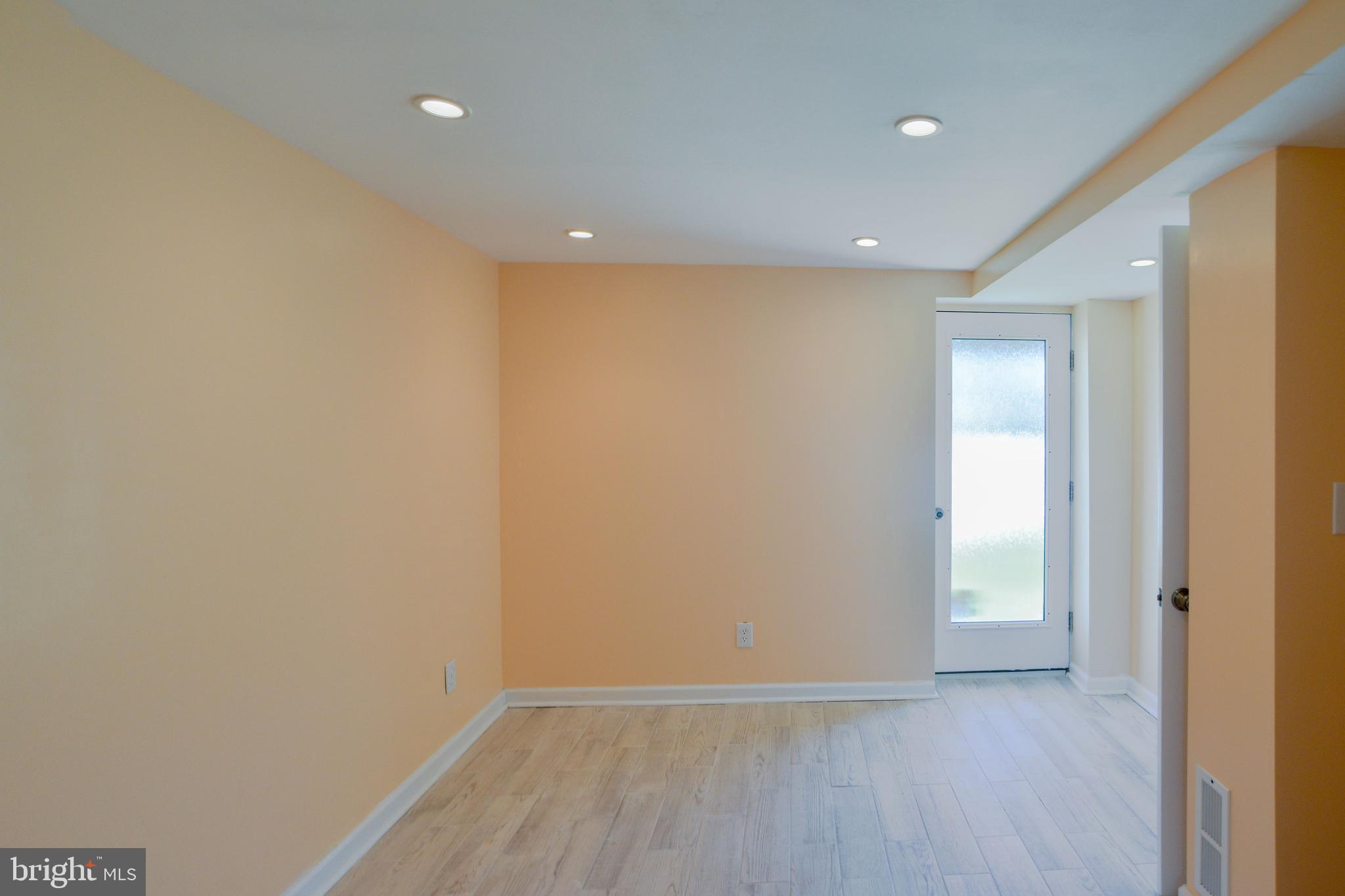 202 Fairhill Road Morton, PA 19070 - Photo 22 of 26 Main Floor Bedroom 4 / Office/ Bonus Room