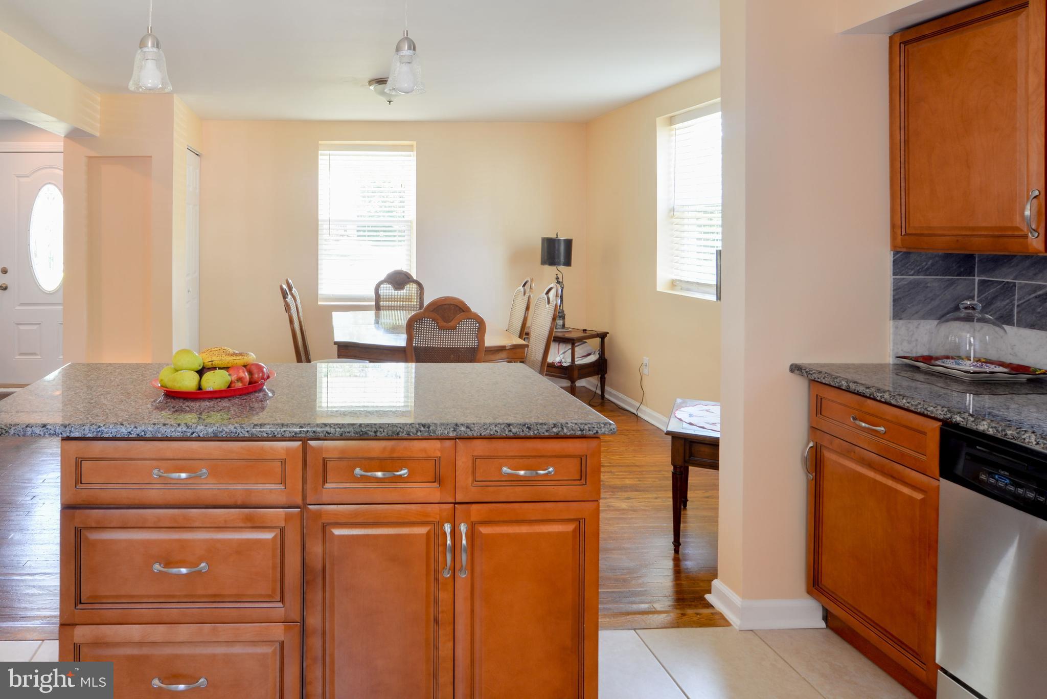 202 Fairhill Road Morton, PA 19070 - Photo 6 of 26 Kitchen