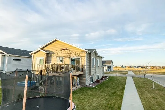 $394,900 | 3053 38th Avenue South, Moorhead, MN 56560