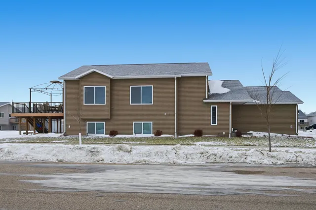 $394,900 | 3053 38th Avenue South, Moorhead, MN 56560