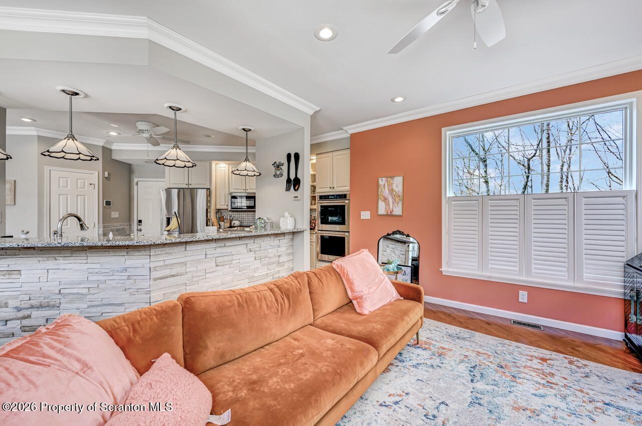 272 Windsor Way Moscow, PA 18444 - Photo 37 of 145 272 Windsor Way 038 Large
