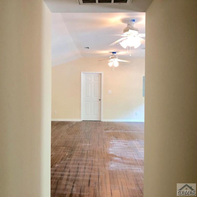 260 Pittard Road Athens, GA 30601 - Photo 3 of 16 Gallery Image 3