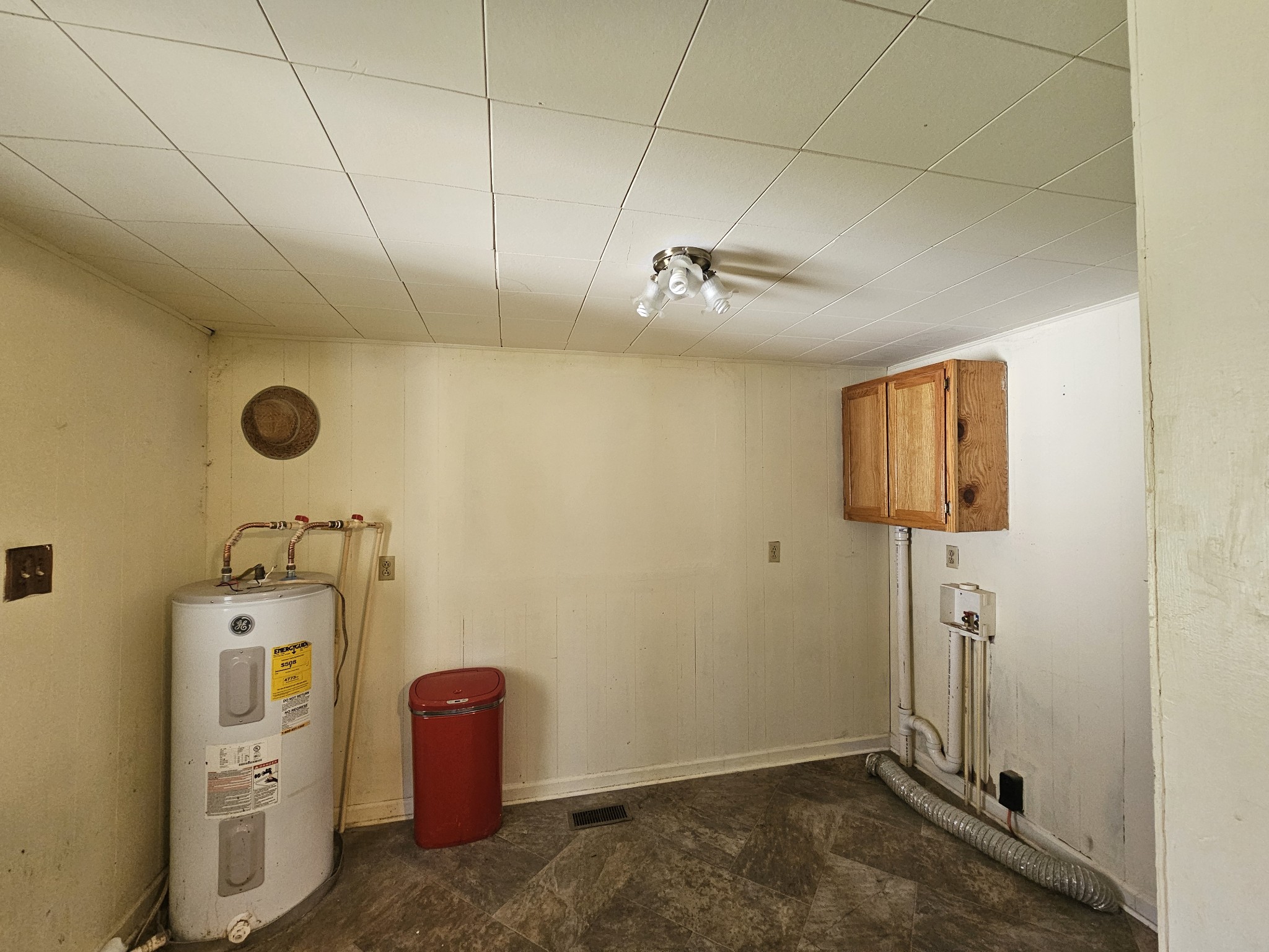 105 East Market Street Decherd, TN 37324 - Photo 10 of 12 a view of a storage & utility room