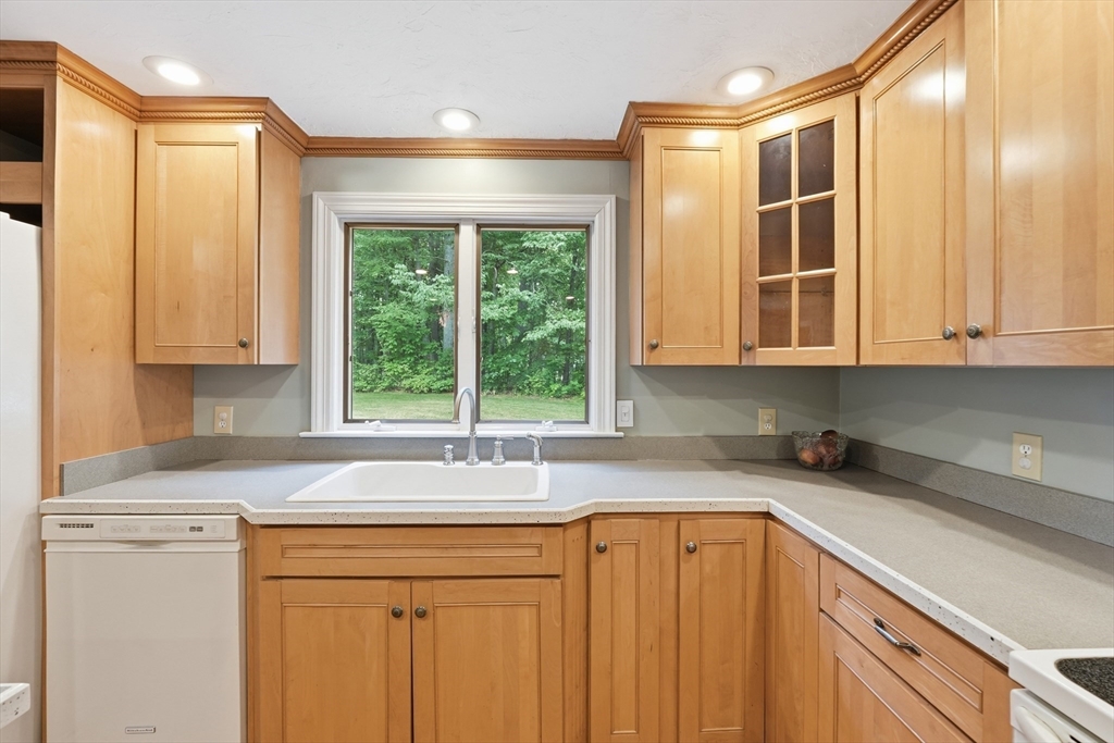 25 Coal Kiln Road Princeton, MA 01541 - Photo 6 of 32