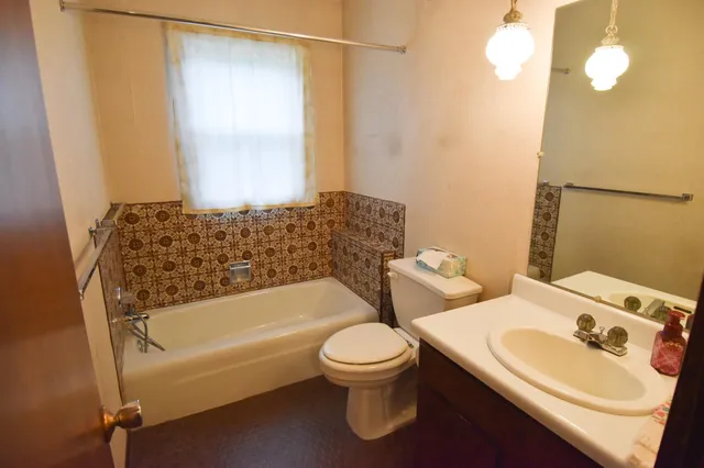 $255,000 | 21840 320th Avenue Northwest, Warren, MN 56762