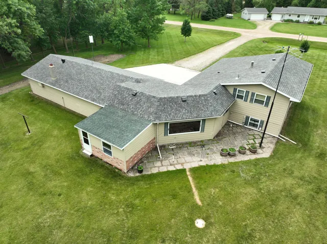$255,000 | 21840 320th Avenue Northwest, Warren, MN 56762