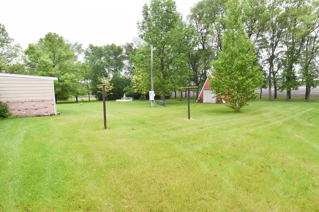 $255,000 | 21840 320th Avenue Northwest, Warren, MN 56762