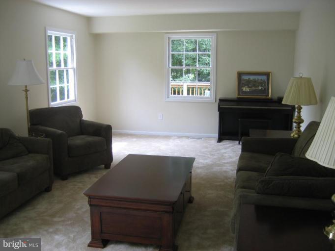3424 Beret Lane Silver Spring, MD 20906 - Photo 21 of 25 Living Room
