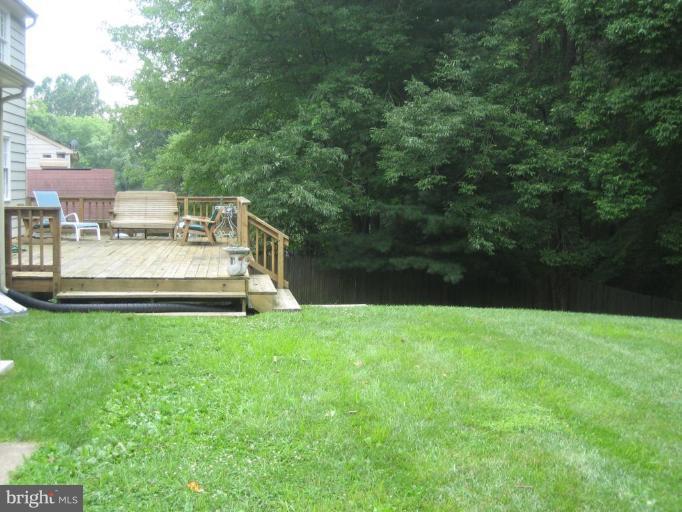 3424 Beret Lane Silver Spring, MD 20906 - Photo 8 of 25 Back yard