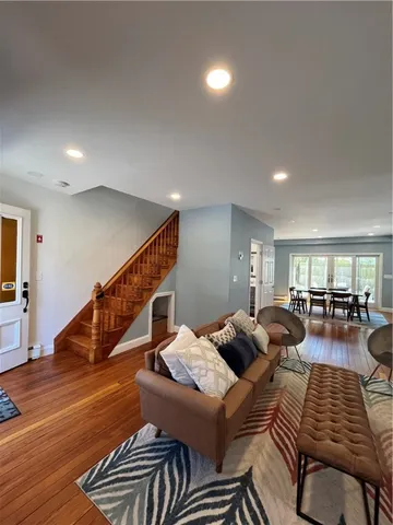 $10,000 | 33 Young Street, Newport, RI 02840