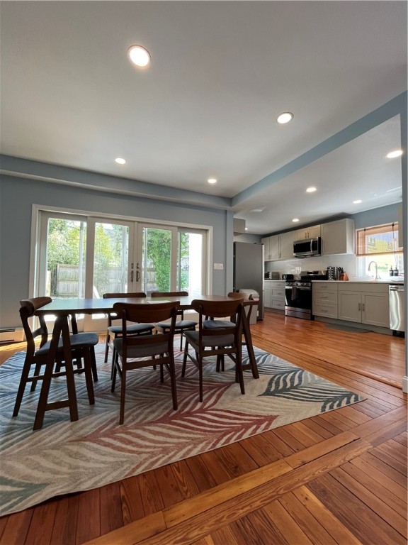 33 Young Street Newport, RI 02840 - Photo 13 of 29