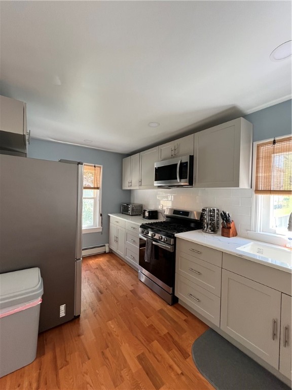 33 Young Street Newport, RI 02840 - Photo 6 of 29