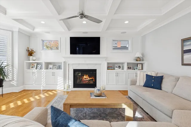 $1,499,000 | 762 Saylor Avenue, Elmhurst, IL 60126