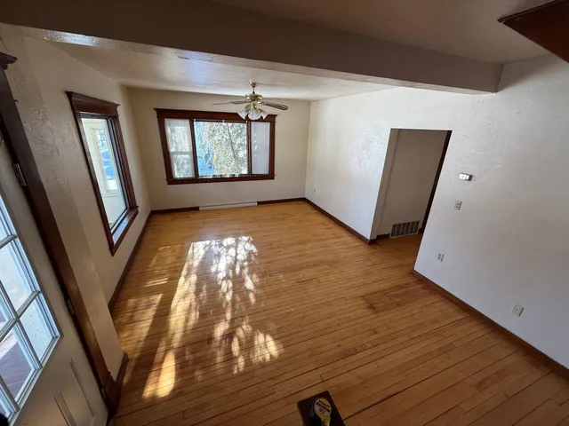 $160,900 | 709 North Main Street, Marion, WI 54950