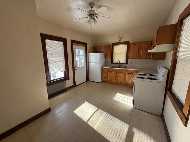 $160,900 | 709 North Main Street, Marion, WI 54950