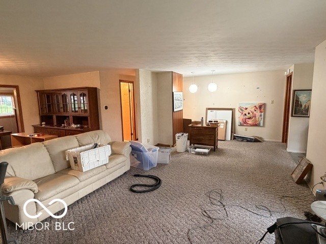722 Howard Road Greenwood, IN 46142 - Photo 17 of 38 Gallery Image 17