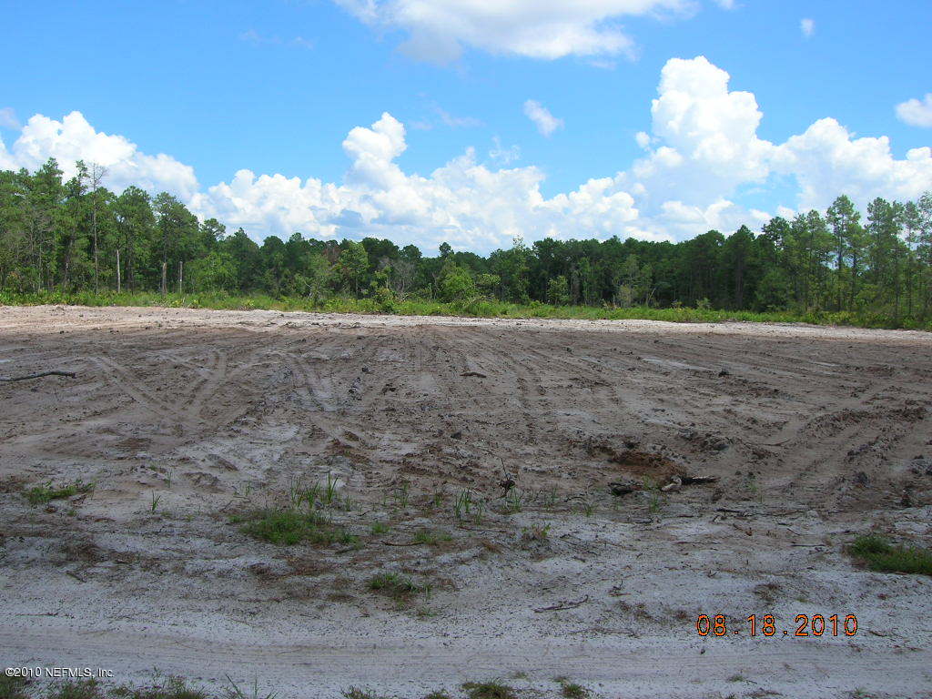 180 Pettit Road Crescent City, FL 32112 - Photo 2 of 9 More than half cleared and level