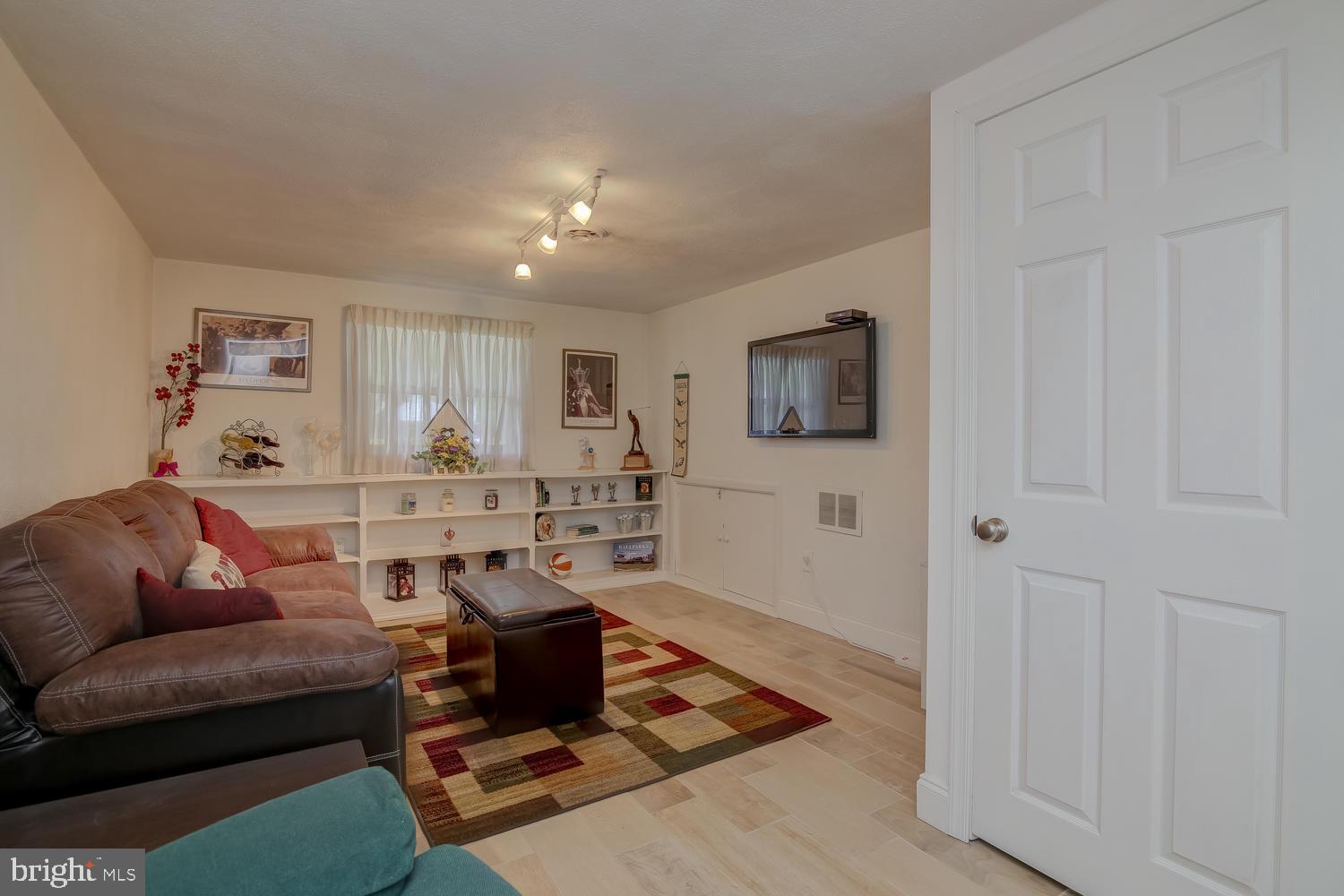 633 Evans Road Springfield, PA 19064 - Photo 14 of 28