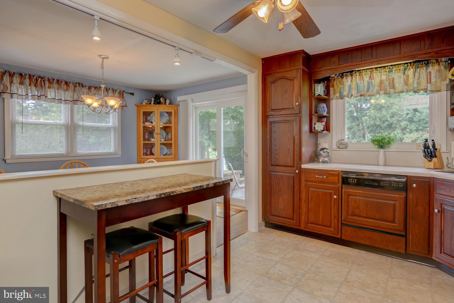633 Evans Road Springfield, PA 19064 - Photo 10 of 28