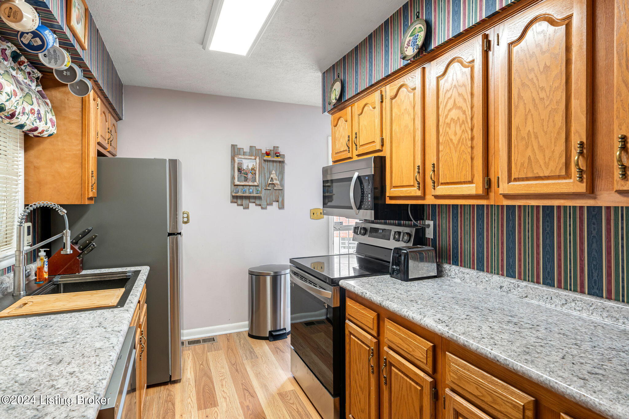 6335 Hunters Grove Road Louisville, KY 40216 - Photo 15 of 33 6335 Hunters Grove Rd