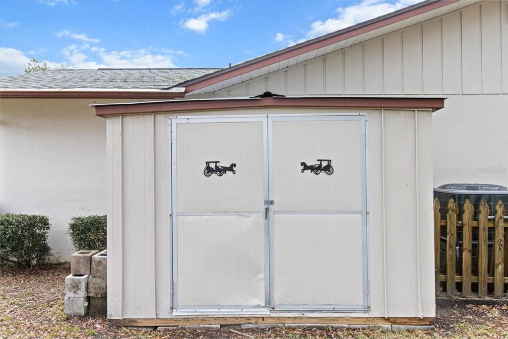 512 Southeast Paradise Point Road Crystal River, FL 34429 - Photo 46 of 63