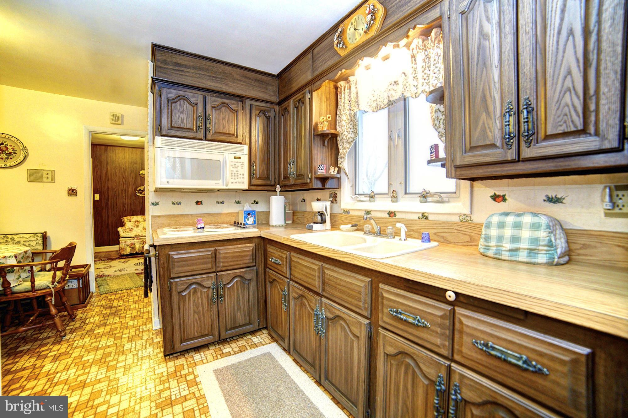 12910 Fork Road Baldwin, MD 21013 - Photo 7 of 22 Country Kitchen