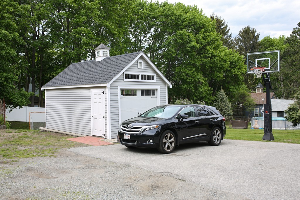 34 Whipple Street Worcester, MA 01607 - Photo 7 of 29 Gallery Image 7