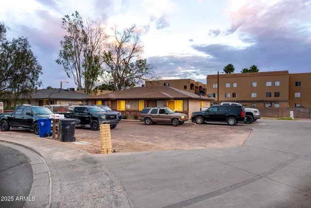 $450,000 | 421 East 6th Drive, Mesa, AZ 85204