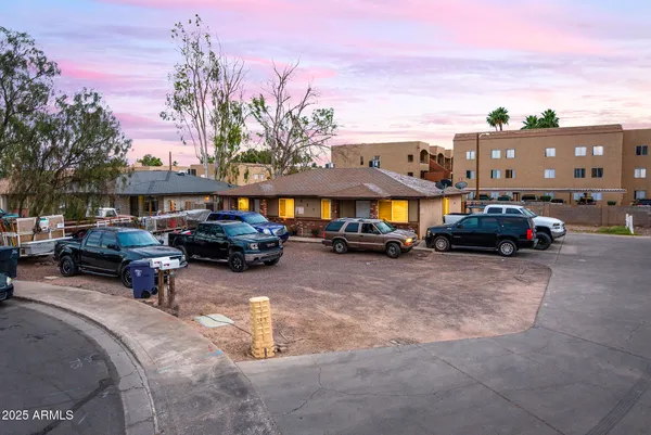 $425,000 | 421 East 6th Drive, Mesa, AZ 85204