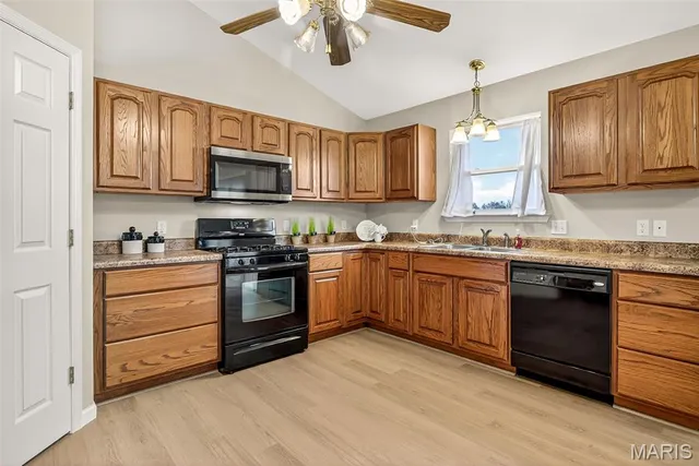 $409,900 | 1299 Riesling Lane, Pevely, MO 63070