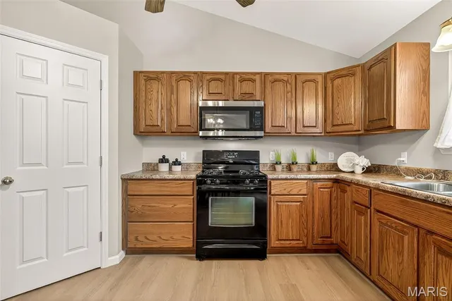 $409,900 | 1299 Riesling Lane, Pevely, MO 63070