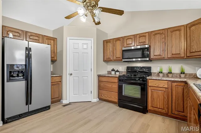 $409,900 | 1299 Riesling Lane, Pevely, MO 63070