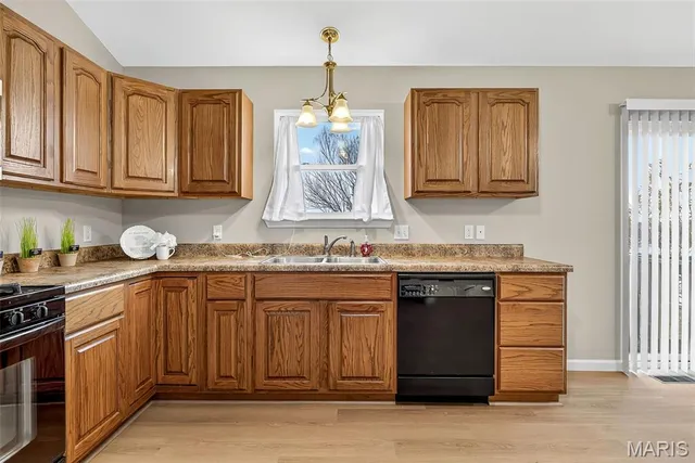 $409,900 | 1299 Riesling Lane, Pevely, MO 63070