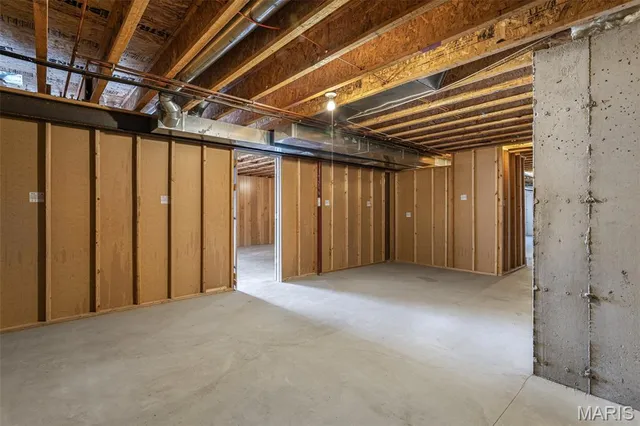 $409,900 | 1299 Riesling Lane, Pevely, MO 63070