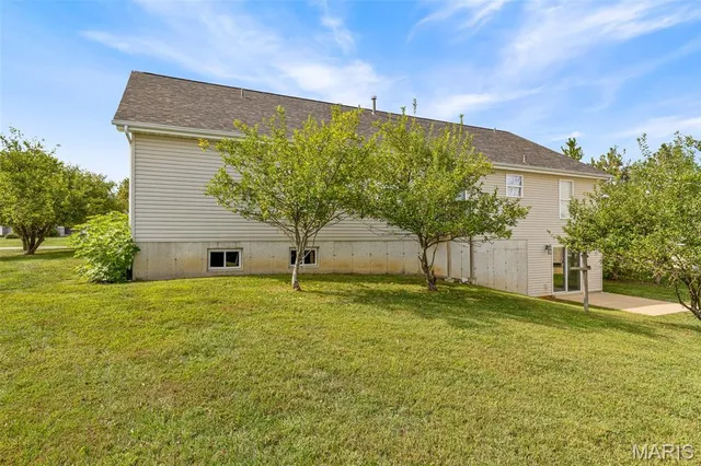 $409,900 | 1299 Riesling Lane, Pevely, MO 63070